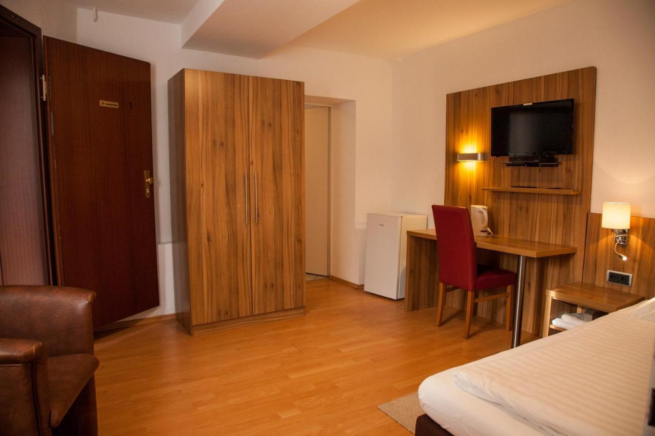 Gaestehaus Haeuser Linden  Екстер'єр фото