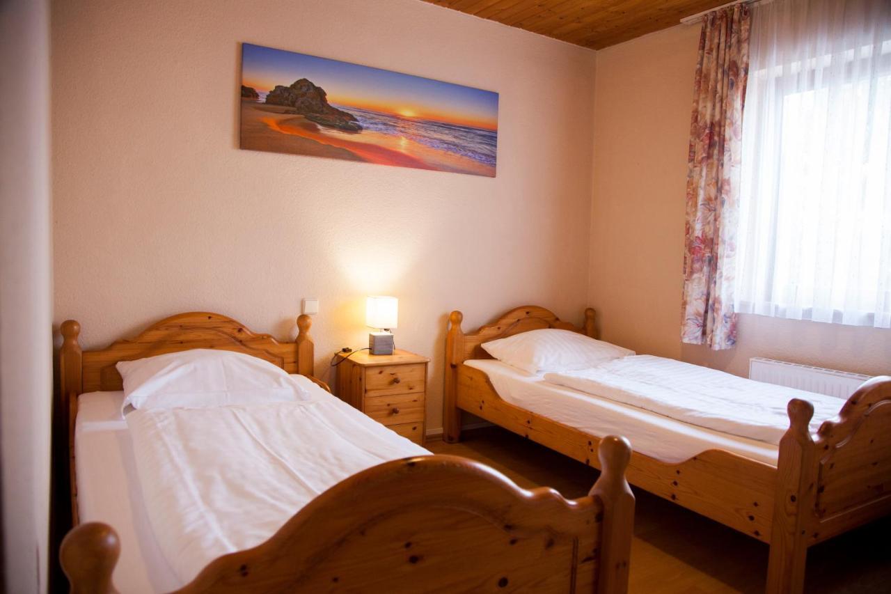 Gaestehaus Haeuser Linden  Екстер'єр фото