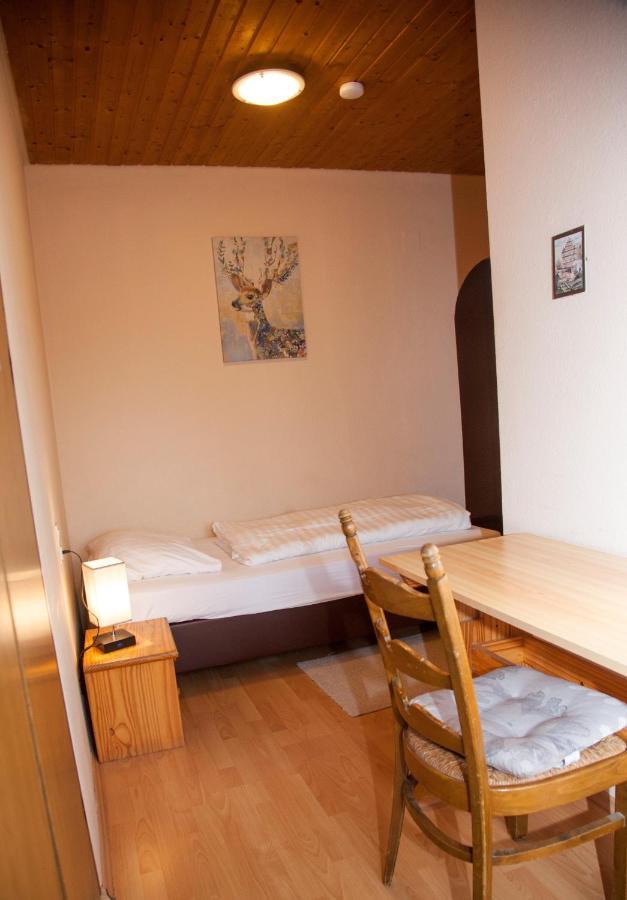 Gaestehaus Haeuser Linden  Екстер'єр фото