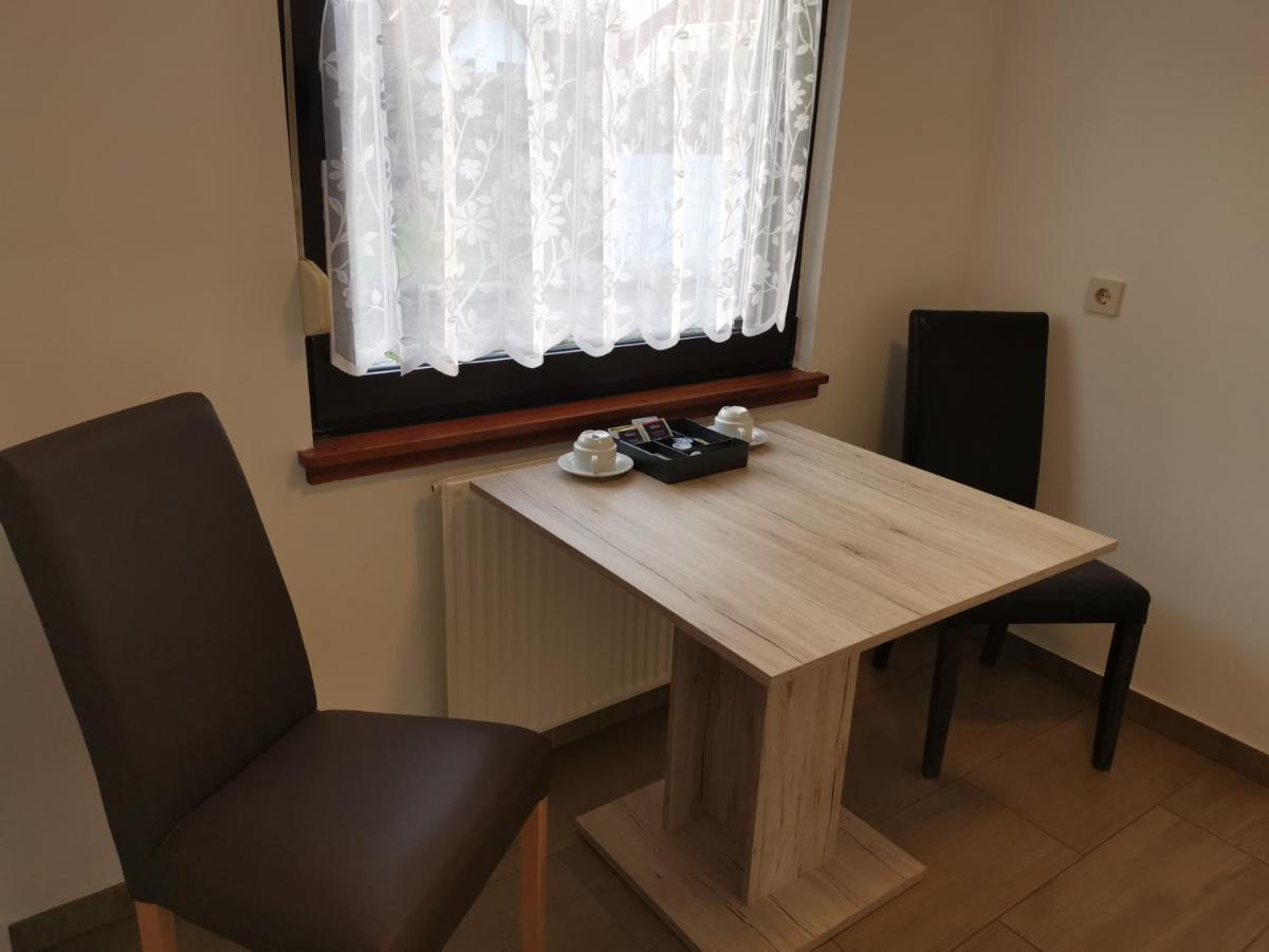 Gaestehaus Haeuser Linden  Екстер'єр фото