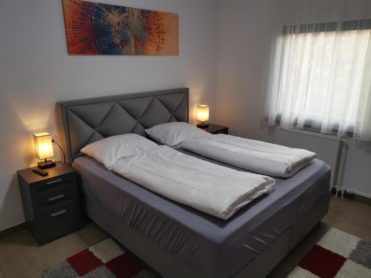 Gaestehaus Haeuser Linden  Екстер'єр фото